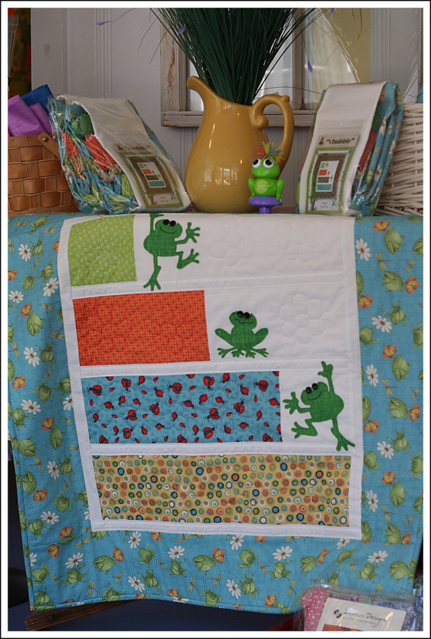 Frog Quilt at Kelly Ann's Quilts (made by Lynne)