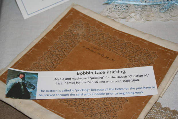 Antique Bobbin Lace  "Pattern"