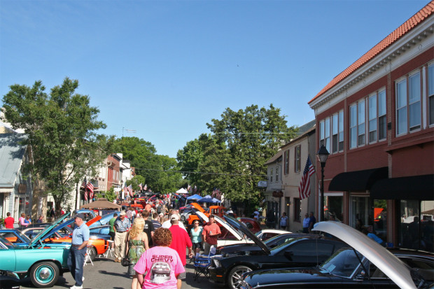 Main Street in Old Town Warrenton