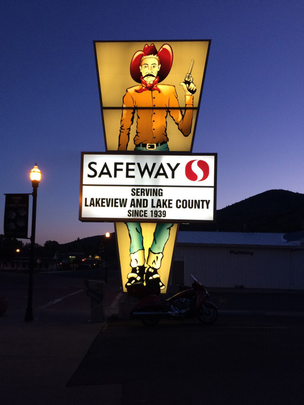Safeway sign in Lakeview, Oregon