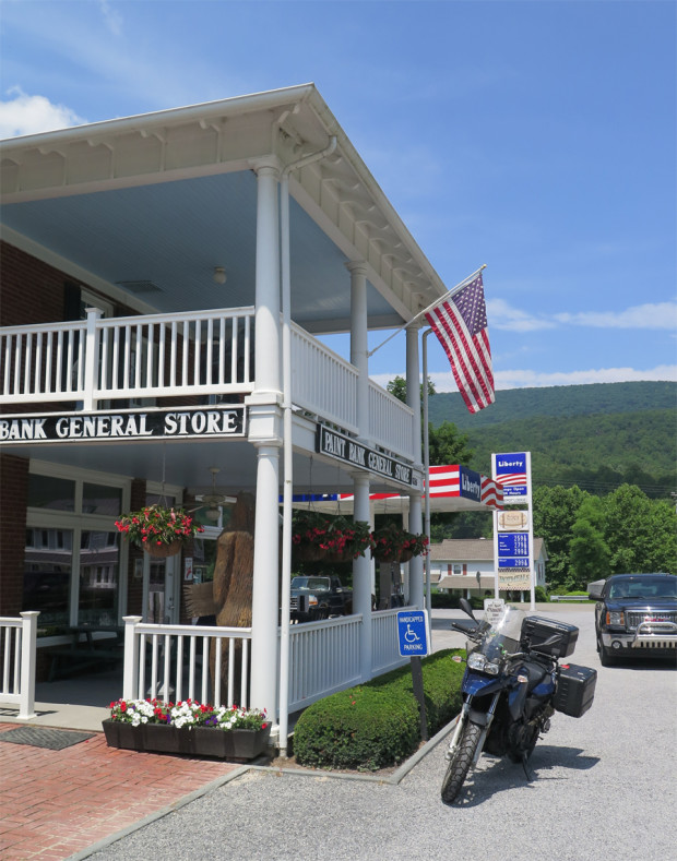 An adorable general store!